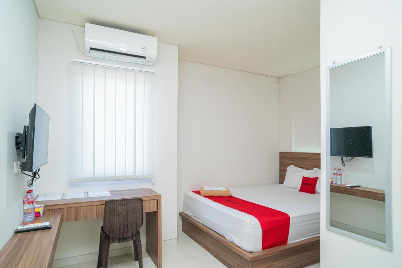 RedDoorz Plus @ Jalan Pemuda Timur Bojonegoro Zewnętrze zdjęcie